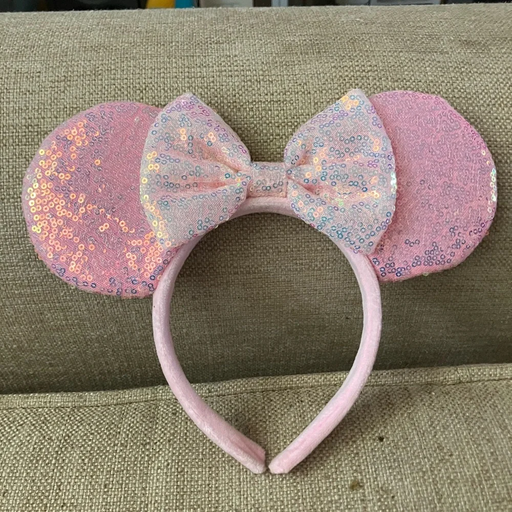 Baby pink Disney Minnie Mouse ears